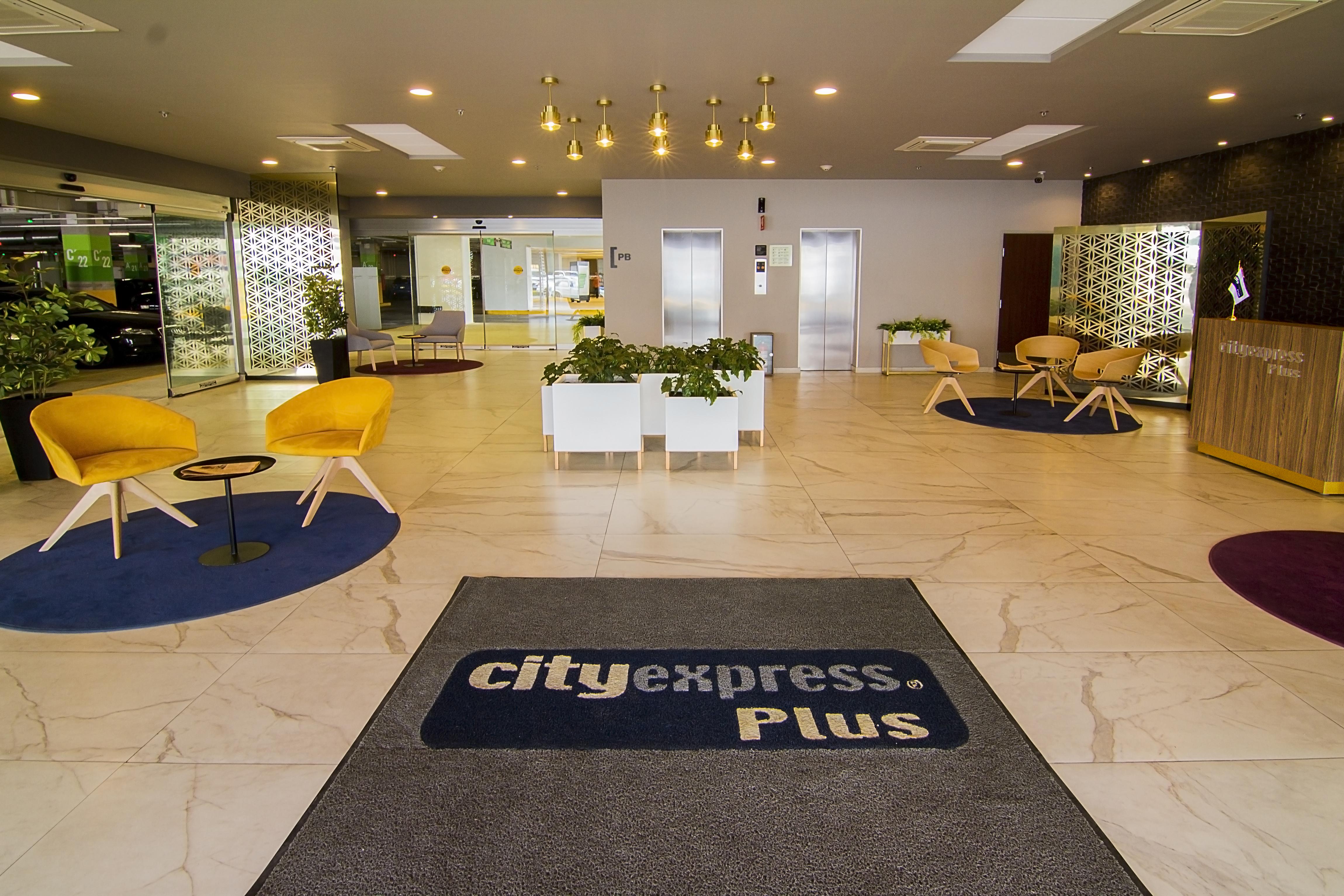 City Express Plus By Marriott Ciudad De Mexico Mundo E Екстер'єр фото